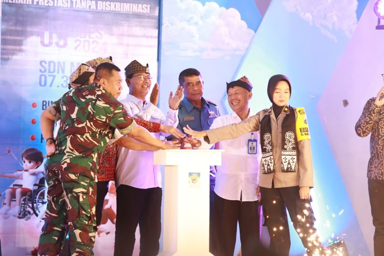 Danramil 0825/01 Kota Hadiri Festival Kita Bisa untuk Peserta Didik Disabilitas di Banyuwangi