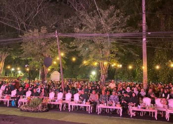 Babinsa Berperan Aktif Amankan Festival Kuwung 2024 di Banyuwangi