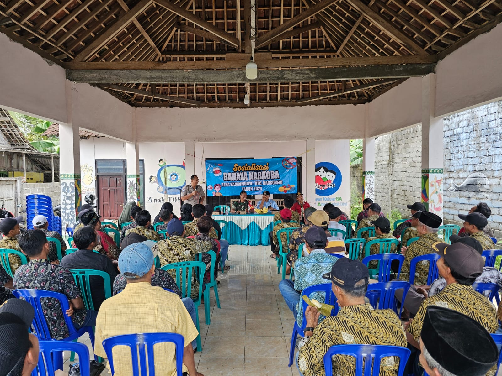 Babinsa Desa Sambimulyo Hadiri Sosialisasi Bahaya Narkoba di Kedungrejo