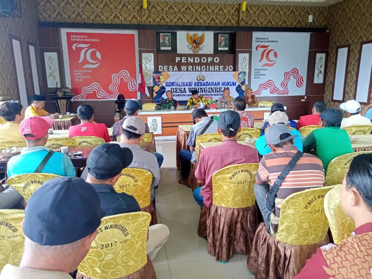 Babinsa Gambiran Gelar Sosialisasi Keluarga Sadar Hukum di Desa Wringinrejo