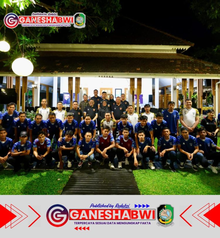 Bupati Ipuk Berduka atas Meninggalnya Pelatih Persewangi Banyuwangi