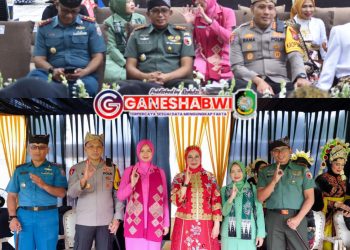 Dandim 0825/Banyuwangi Hadiri Hari Jadi Banyuwangi Ke-253 di Taman Blambangan
