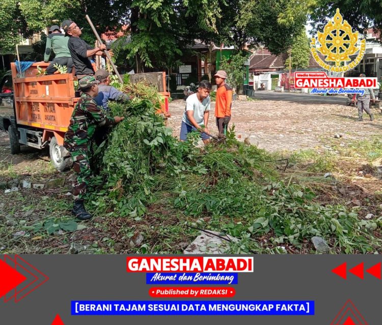 Tingkatkan Kebersihan, Koramil 03/Serengan Gelar Kerja Bakti Bersama Warga