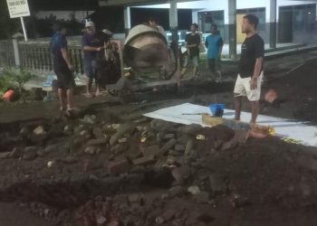 Pemuda Ortega dan Warga Dusun Sidotentrem Gelar Gotong Royong Tingkatkan Fasilitas Umum