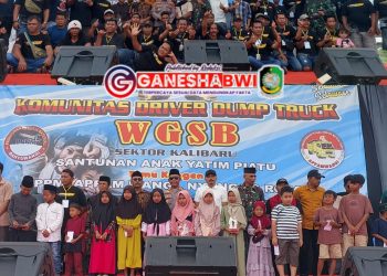 Komunitas Sopir Dump Truk Banyuwangi Gelar Tasyakuran dan Santunan Anak Yatim di Kalibaru