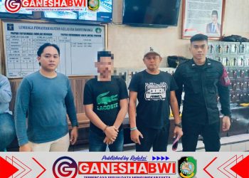 Polresta Banyuwangi Serahkan Tersangka Kasus Penodongan Senpi ke Kejaksaan