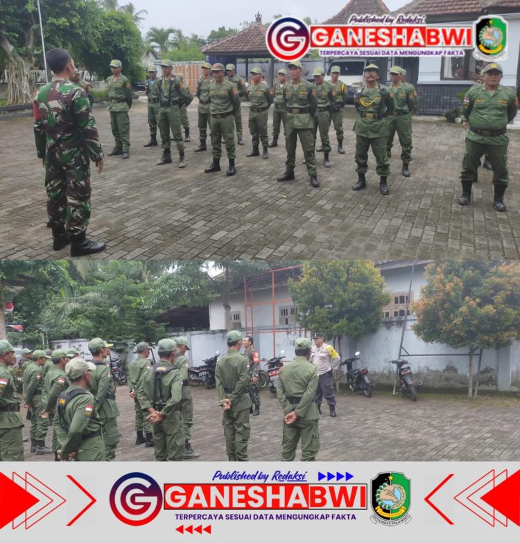 Tingkatkan Kapasitas Linmas, Babinsa Ringintelu Gelar Pelatihan PBB di Balai Desa