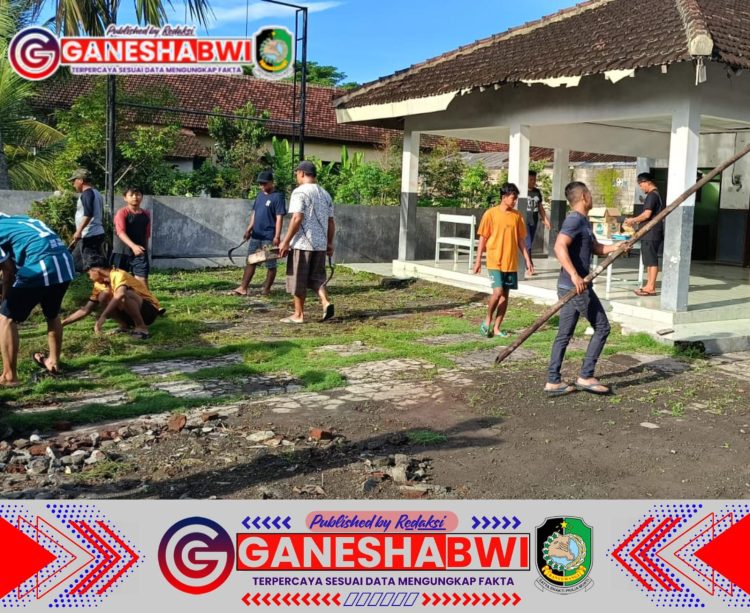 Pemuda ORTEGA dan Warga Sidotentrem Bersatu Dalam Gotong Royong Sambut Pengajian Umum