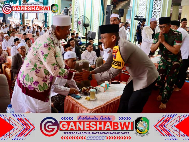 Kapolresta Banyuwangi Hadiri Haul Masyayikh di Ponpes Darussalam Blokagung
