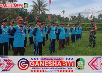 Koramil 0825/20 Songgon Berikan Pembinaan Wawasan Kebangsaan dan PBB pada LDKS SMPN 1 Songgon