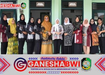 Ketua Persit KCK Cabang XXXIX Kodim 0825 Banyuwangi Kunjungi SMP Kartika IV-7 Siliragung