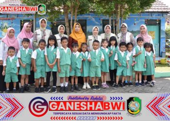 Ketua Yayasan Kartika Jaya Cabang XXXIX Kodim 0825 Banyuwangi Kunjungi TK Kartika IV-76 Genteng