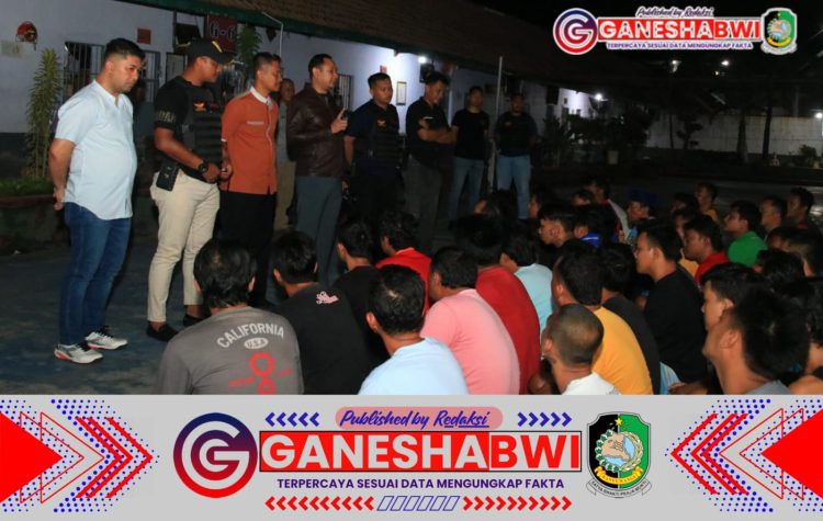 Lapas Banyuwangi Geledah Kamar Warga Binaan, Pastikan Bebas Handphone dan Narkoba