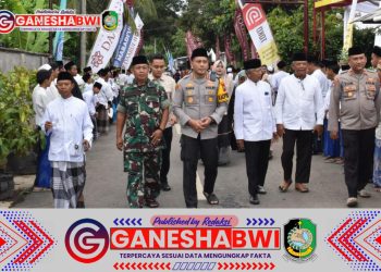Kasdim 0825/Banyuwangi Hadiri Haul Ke-13 KH. Achmad Musayyidi di Ponpes Mabadi'ul Ihsan
