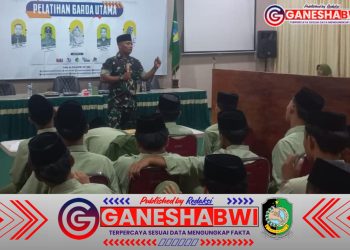 Babinsa Karangdoro Edukasi Siswa SMP Plus Darussalam Blokagung tentang Bahaya Bullying
