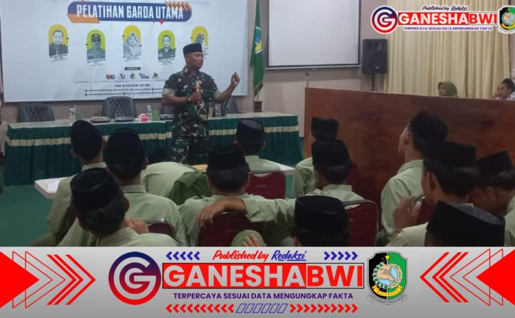 Babinsa Karangdoro Edukasi Siswa SMP Plus Darussalam Blokagung tentang Bahaya Bullying