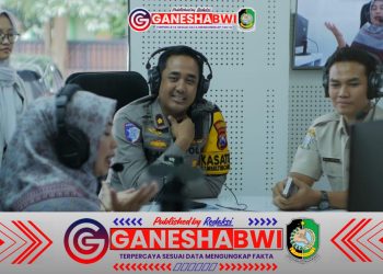 Satlantas Polresta Banyuwangi Edukasi Keselamatan Berkendara Lewat Radio dalam Operasi Keselamatan Semeru 2025