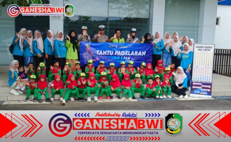 Satlantas Polresta Banyuwangi Gelar "Polisi Sahabat Anak" untuk Tanamkan Kesadaran Lalu Lintas Sejak Dini