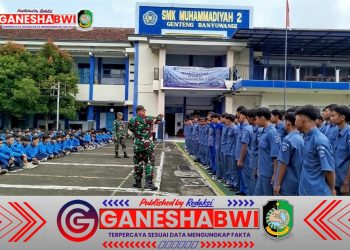 Koramil 0825/04 Genteng Latih Siswa SMK Muhammadiyah 2 dengan PBB untuk Tingkatkan Disiplin