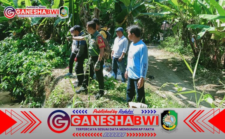 Mengantisipasi Bencana Alam, Babinsa Sobo Lakukan Patroli Cek Debit Air Sungai Bagong dan Sungai Sobo