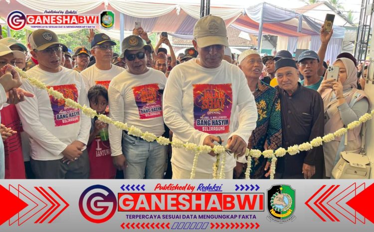 Dandim 0825 Banyuwangi Hadiri Jalan Sehat dalam Rangka Grand Opening Meubel dan Wallpaper Bang Hasyim Siliragung