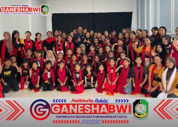 Mak Temuk Kunjungi Desa Dadapan, Generasi Muda Antusias Belajar Tari Gandrung