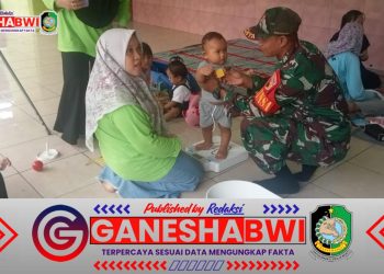 Babinsa Desa Grogol Dampingi Posyandu, Dukung Imunisasi Balita di Dusun Lebak