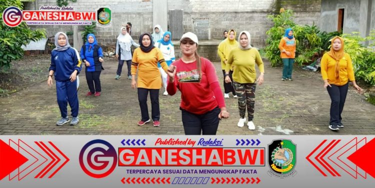 Persit Ranting 11 Bangorejo Gelar Senam Bersama, Jaga Kebugaran dan Kekompakan Persit Ranting 11 Bangorejo Gelar Senam Bersama, Jaga Kebugaran dan Kekompakan