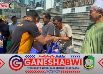 Sambut Ramadhan, Polresta Banyuwangi Gelar Bakti Sosial dan Bersih-Bersih Masjid