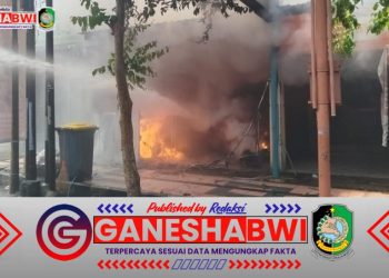 Kebakaran di Sheila Fried Chicken Banyuwangi, 3 Orang Terjebak Berhasil Diselamatkan