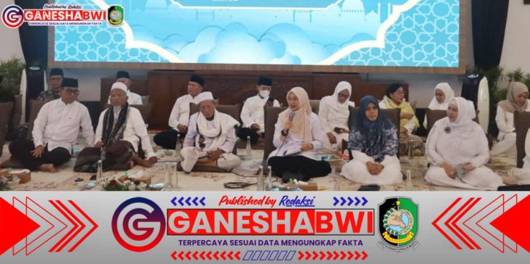 Kasdim 0825/Banyuwangi Hadiri Peringatan Nuzulul Qur'an 1446 H di Pendopo Sabha Swagata Blambangan