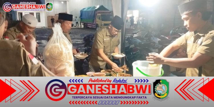 Komunitas RX King Banyuwangi Berbagi 300 Takjil, Wujudkan Solidaritas di Bulan Ramadan