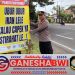 Polresta Banyuwangi dan Polsek Kabat Pasang Banner Imbauan Jelang Mudik Lebaran 2025