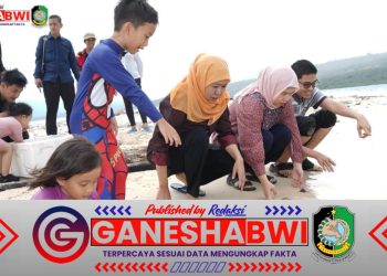 Libur Lebaran, Gubernur Khofifah Liburan Bareng Keluarga dan Lepas Tukik di Pulau Tabuhan Banyuwangi