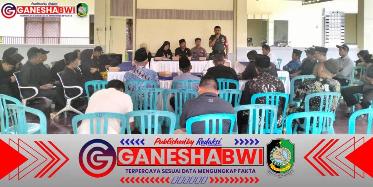 Babinsa Songgon Dampingi Musdes Pengelolaan Aset Desa Sumberarum, Dorong Tata Kelola yang Transparan