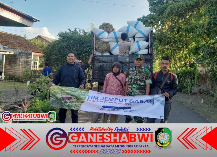 Babinsa Koramil 0825/20 Songgon Kawal Serapan Gabah Bulog di Lima Lokasi Desa