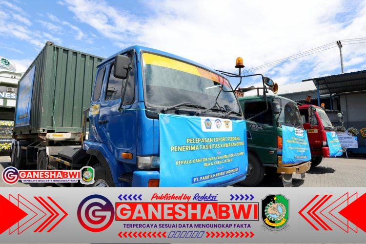 Produk Banyuwangi Tembus 80 Negara, Nilai Ekspor Capai USD 196 Juta Produk Banyuwangi Tembus 80 Negara, Nilai Ekspor Capai USD 196 Juta