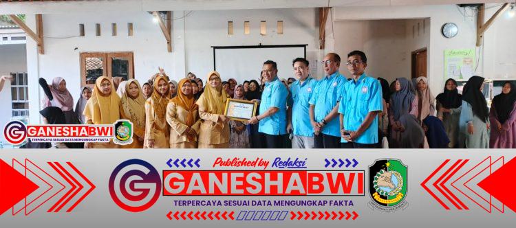 GMDM Sosialisasi Bahaya Narkoba di SMP Q-Safinda Banyuwangi GMDM Sosialisasi Bahaya Narkoba di SMP Q-Safinda Banyuwangi