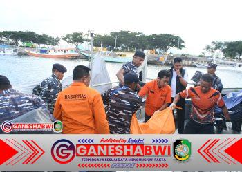 Lanal Banyuwangi Evakuasi Jenazah Tanpa Identitas di Perairan Blimbingsari