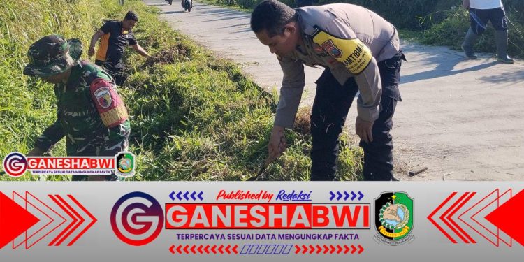 Warga Krajan, Babinsa, dan Bhabinkamtibmas Kompak Gelar Kerja Bakti Bersihkan Lingkungan