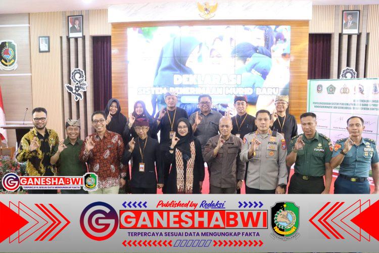 Forkopimda Banyuwangi Kompak Dukung SPMB Transparan, Kodim 0825 Siap Kawal Proses Seleksi Forkopimda Banyuwangi Kompak Dukung SPMB Transparan, Kodim 0825 Siap Kawal Proses Seleksi