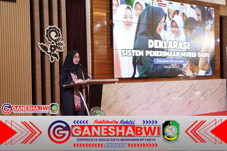 Deklarasi SPMB 2025, Bupati Ipuk Tegaskan Semua Anak Harus Sekolah Deklarasi SPMB 2025, Bupati Ipuk Tegaskan Semua Anak Harus Sekolah