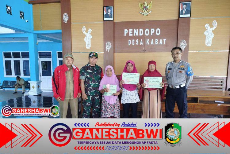 Babinsa Kabat Kawal Penyaluran BLT Dana Desa Triwulan I Tahun 2025