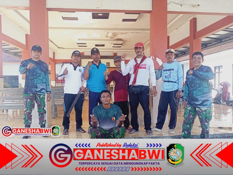 Koramil Tegaldlimo dan Pemdes Purwoagung Kompak Gelar Jumat Bersih, Wujudkan Lingkungan Sehat dan Asri Koramil Tegaldlimo dan Pemdes Purwoagung Kompak Gelar Jumat Bersih, Wujudkan Lingkungan Sehat dan Asri