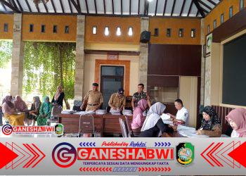 Babinsa Koramil Rogojampi Dampingi Penandatanganan PTSL untuk 200 Warga Desa Karangrejo