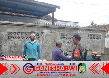 Babinsa Ringintelu Kawal Penyaluran Pupuk Subsidi untuk Jaga Ketahanan Pangan