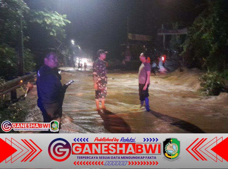 Babinsa Posramil Licin Tinjau Lokasi Banjir di Desa Jelun, Pastikan Keamanan Warga dan Akses Jalan