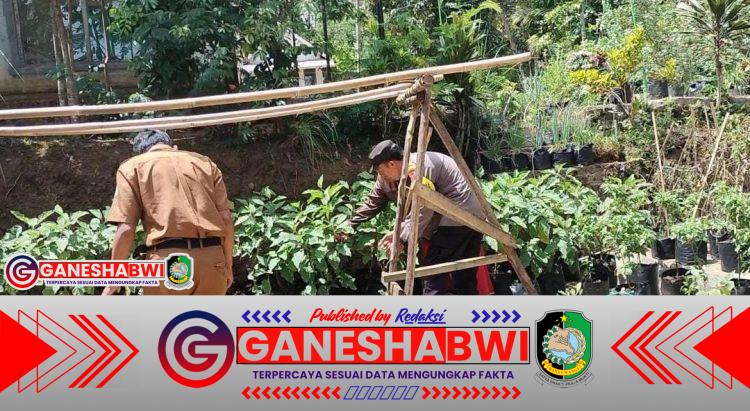 Polisi Gandeng Kelompok Tani Banyuwangi Kembangkan Pekarangan Pangan Lestari