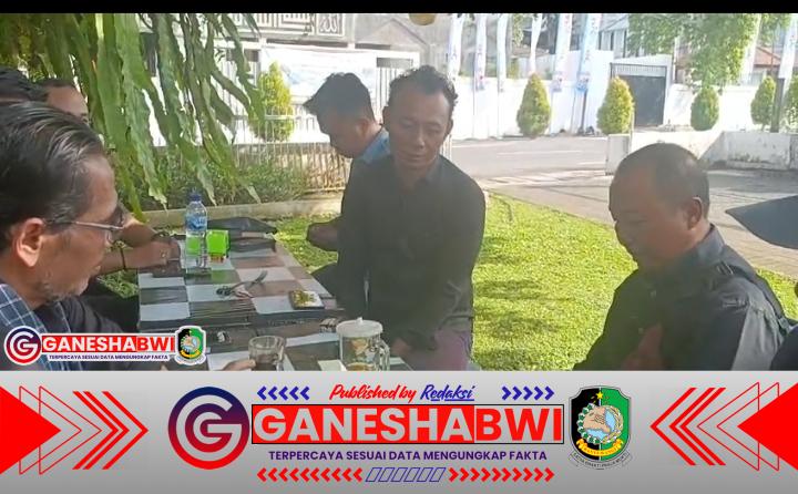 Masjid Babussalam di Kantor Bupati Banyuwangi Belum Rampung, Aktivis Berniat Galang Dana Masjid Babussalam di Kantor Bupati Banyuwangi Belum Rampung, Aktivis Berniat Galang Dana