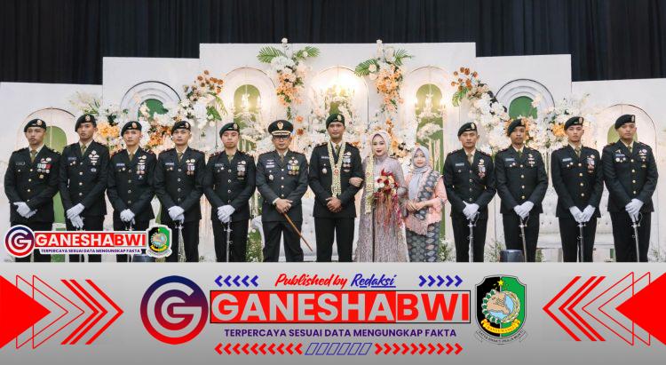 Dandim 0825 Banyuwangi Pimpin Upacara Pedang Pora Pernikahan Lettu Inf Aziz Aditya Sakti